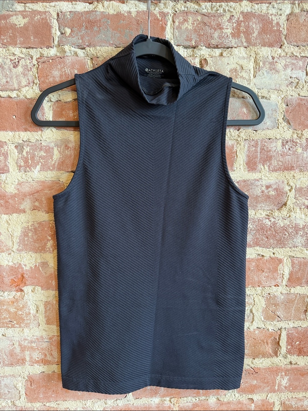 Athleta Black Sleeveless Funnel Neck Tank